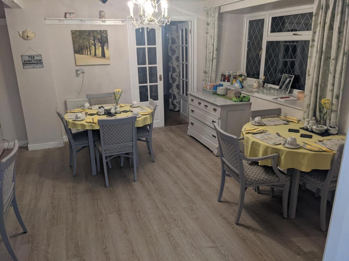 Cwmbach Guest House Neath Zewnętrze zdjęcie